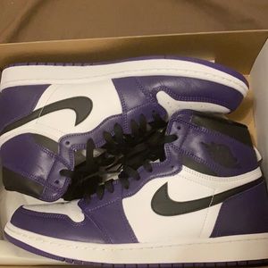 COURT PURPLE AIR JORDAN 1.